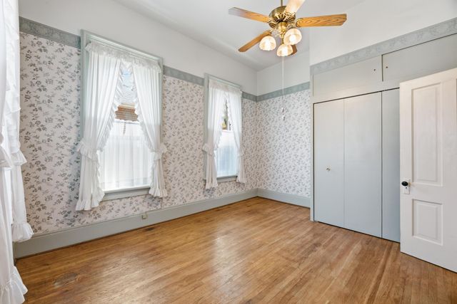 249 W Locust Street, Newark, OH 43055