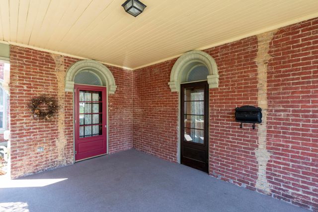 249 W Locust Street, Newark, OH 43055