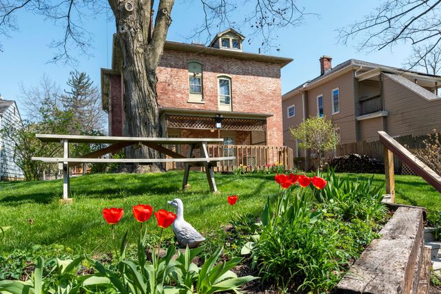 249 W Locust Street, Newark, OH 43055