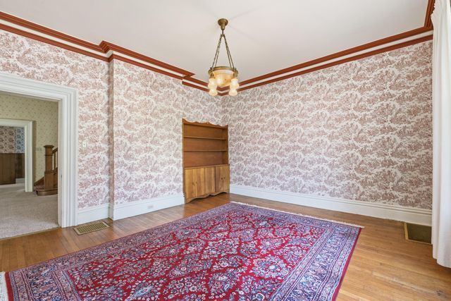 249 W Locust Street, Newark, OH 43055