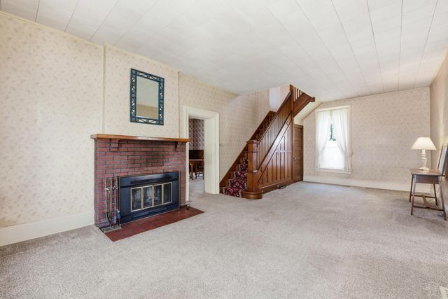 249 W Locust Street, Newark, OH 43055