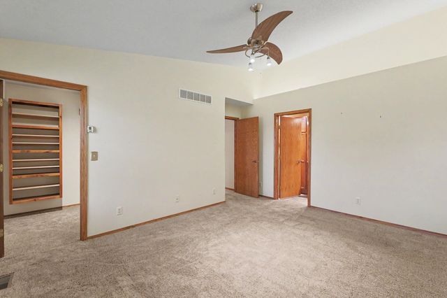632 N Cedar Downs Ct, Wichita, KS 67235