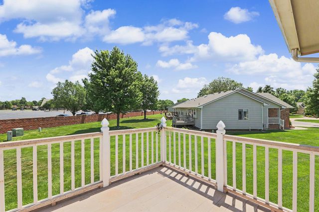 632 N Cedar Downs Ct, Wichita, KS 67235