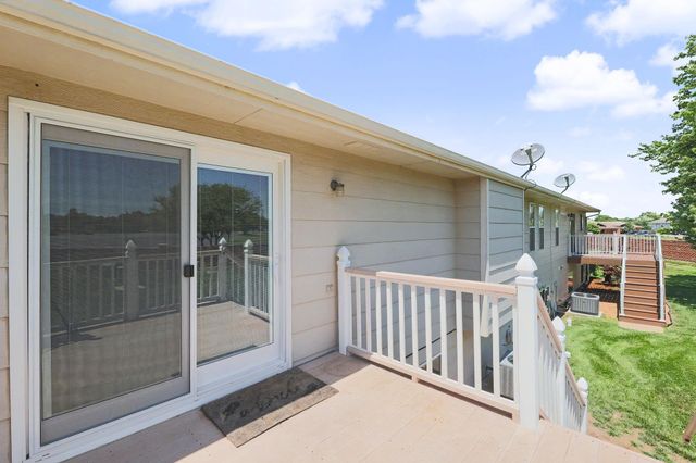 632 N Cedar Downs Ct, Wichita, KS 67235