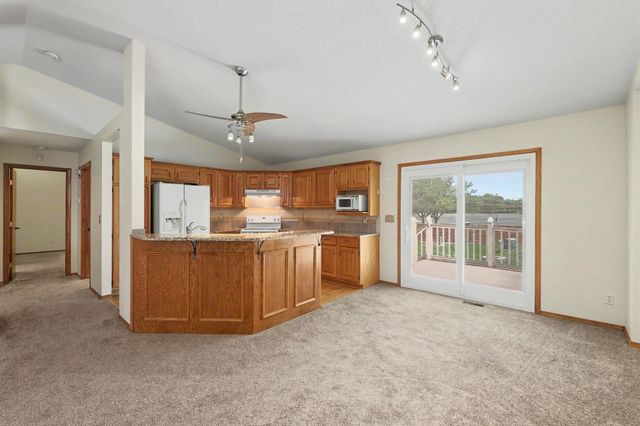 632 N Cedar Downs Ct, Wichita, KS 67235