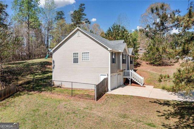 33 Blue Springs Way, Dallas, GA 30157
