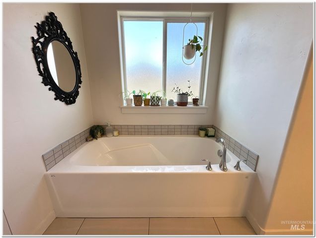 9687 W Arnold Rd., Boise, ID 83714