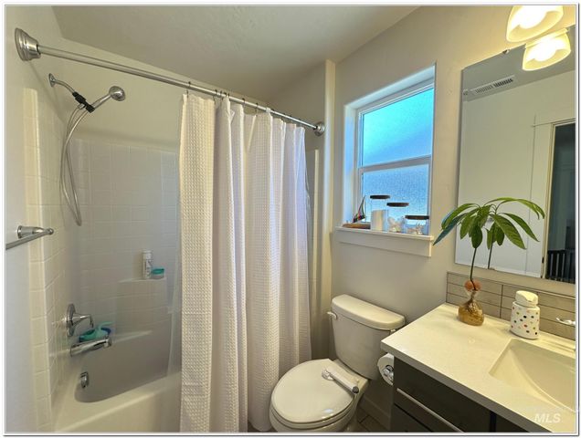 9687 W Arnold Rd., Boise, ID 83714