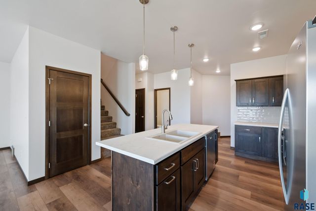 6146 S Bison Pl Place, Sioux Falls, SD 57108