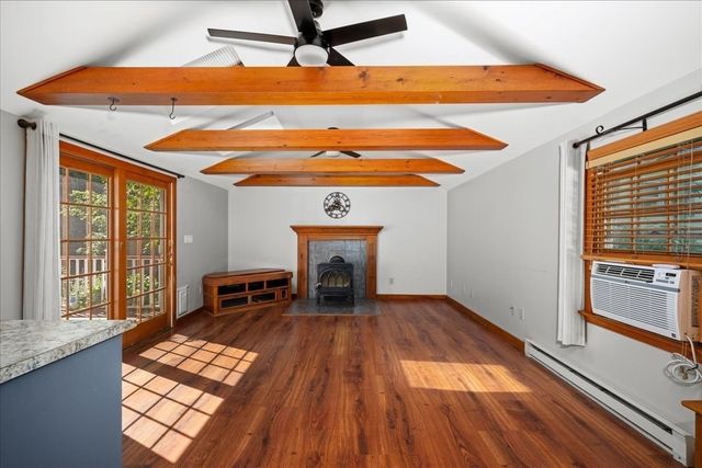 6 Jackie Dr, Millbury, MA 01527