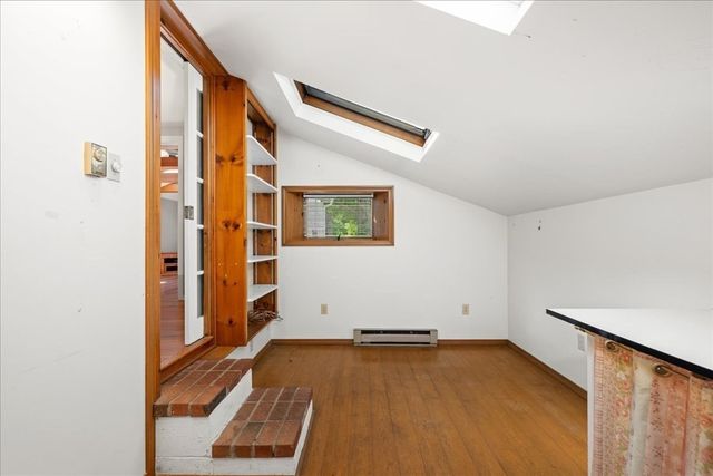 6 Jackie Dr, Millbury, MA 01527