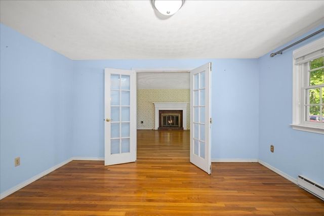 6 Jackie Dr, Millbury, MA 01527