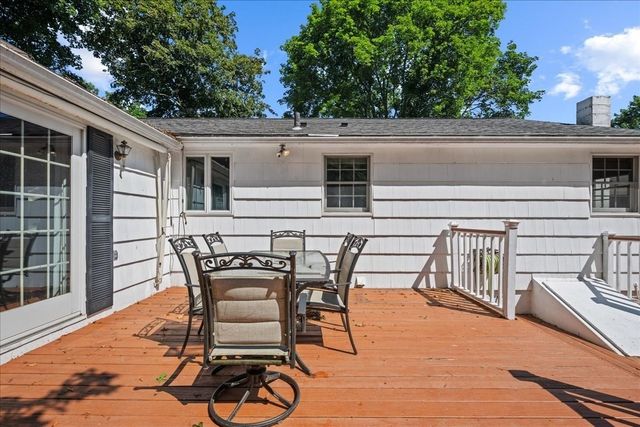 6 Jackie Dr, Millbury, MA 01527