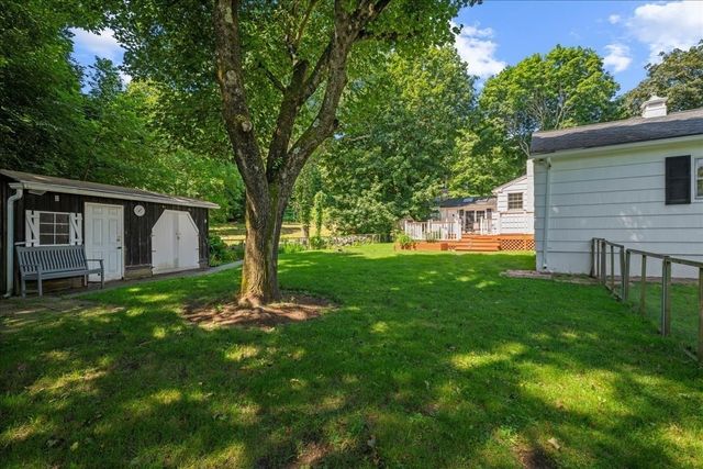 6 Jackie Dr, Millbury, MA 01527