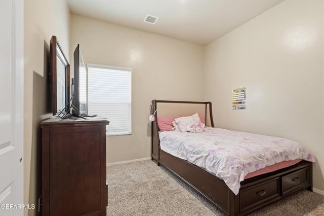 774 OVINGTON Road, El Paso, TX 79928