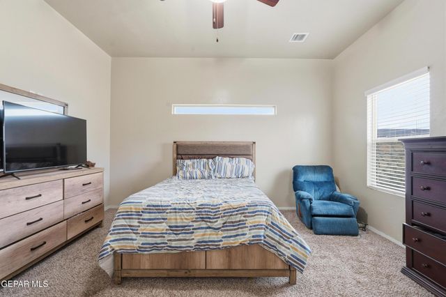 774 OVINGTON Road, El Paso, TX 79928