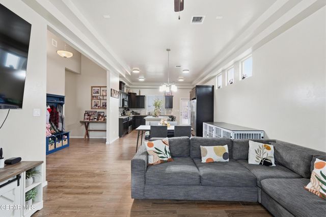 774 OVINGTON Road, El Paso, TX 79928