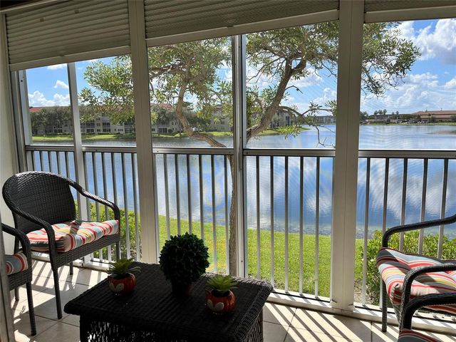 12950 SW 13th Street 211d, Pembroke Pines, FL 33027