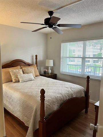 12950 SW 13th Street 211d, Pembroke Pines, FL 33027