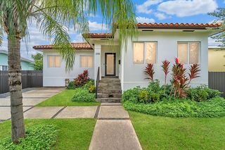 3508 NW 19th Ter, Miami, FL 33125