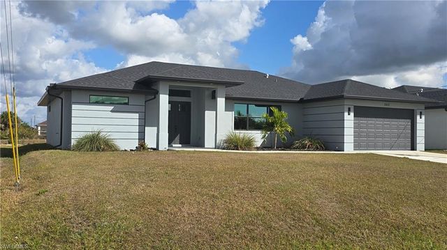 385 Paulcrest AVE, Lehigh Acres, FL 33974