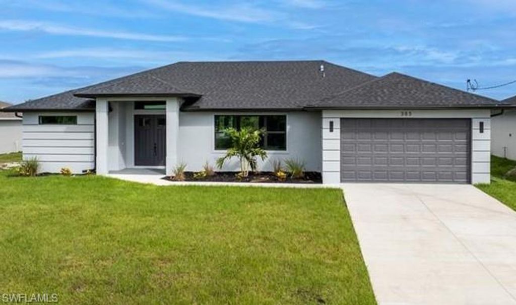 385 Paulcrest AVE, Lehigh Acres, FL 33974