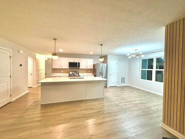 781 Flowers Court, Marysville, OH 43040