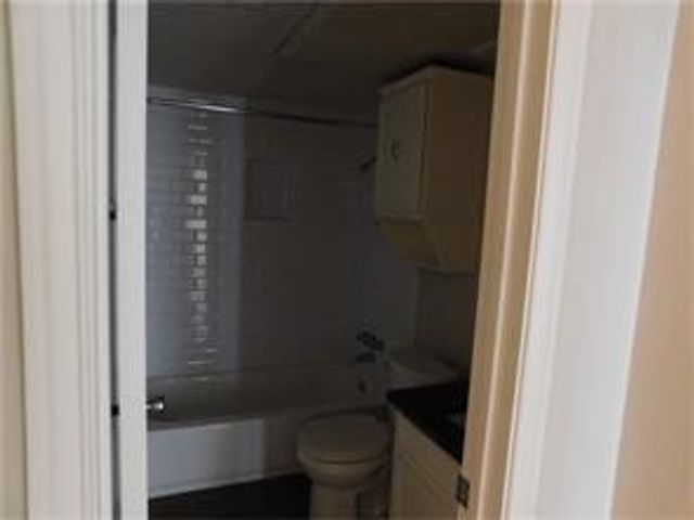 1515 Britainway Lane, Dallas, TX 75228