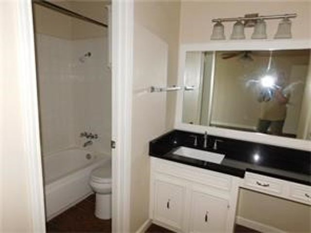 1515 Britainway Lane, Dallas, TX 75228