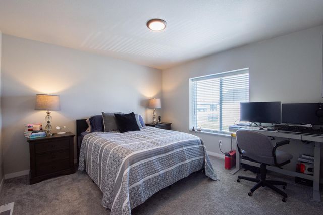 2618 74th Avenue S, Fargo, ND 58104