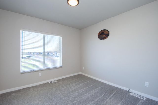 2618 74th Avenue S, Fargo, ND 58104