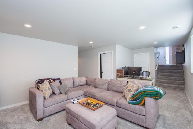 2618 74th Avenue S, Fargo, ND 58104
