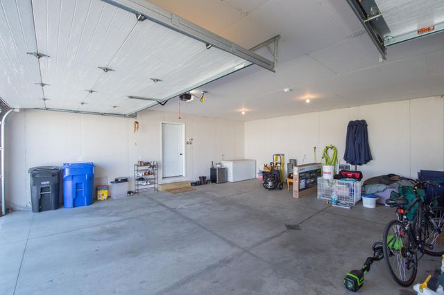 2618 74th Avenue S, Fargo, ND 58104