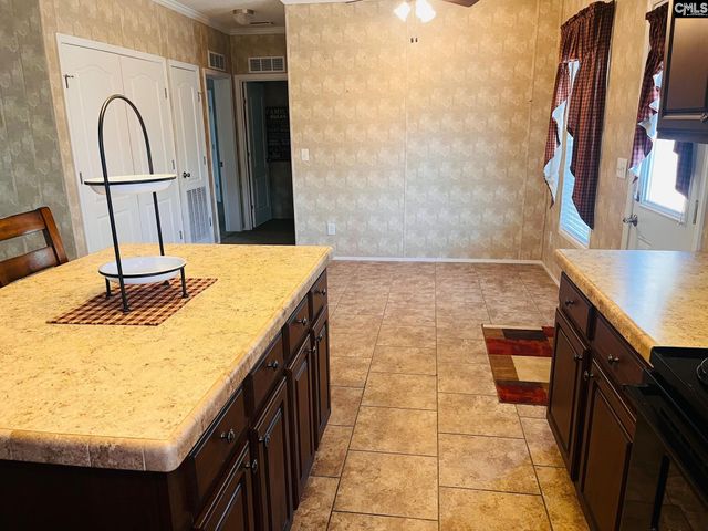 139 Harbors End Drive, Saluda, SC 29138