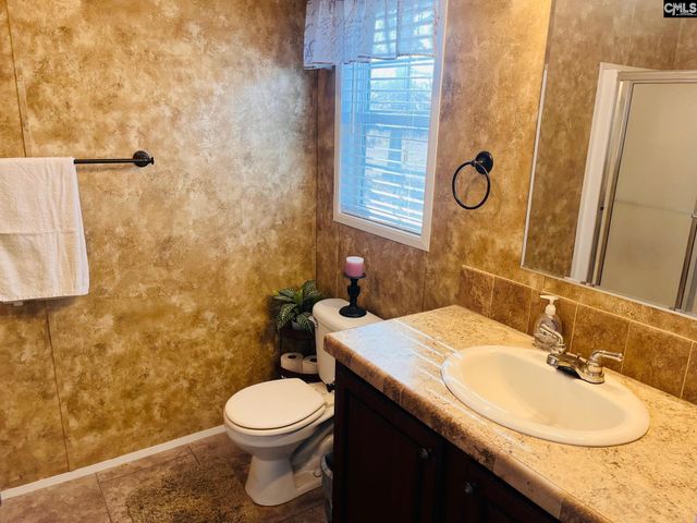 139 Harbors End Drive, Saluda, SC 29138