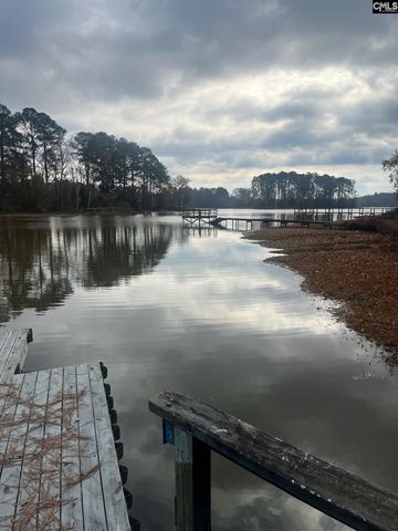 139 Harbors End Drive, Saluda, SC 29138