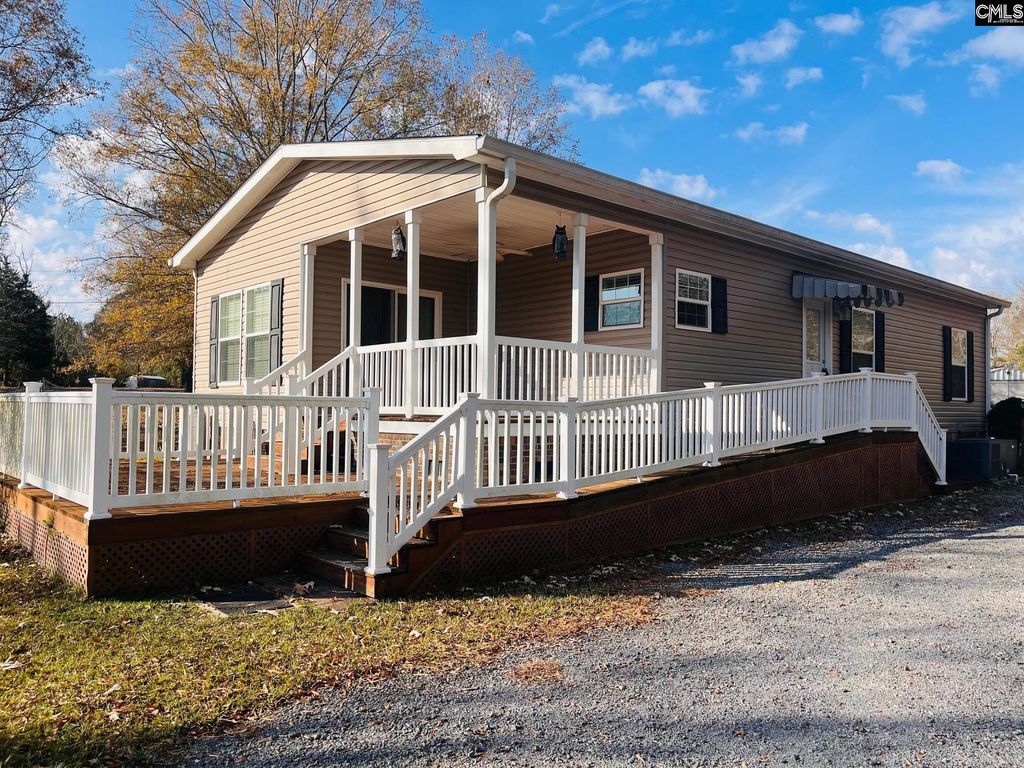 139 Harbors End Drive, Saluda, SC 29138