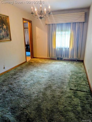 21708 Madison Street, St. Clair Shores, MI 48081