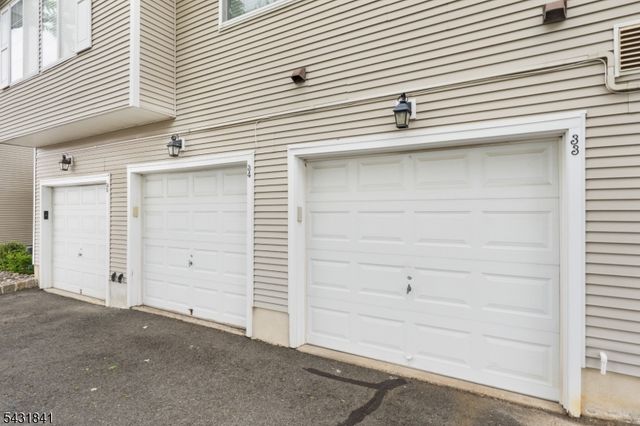 33 Crestmont Road, Bedminster Twp., NJ 07921