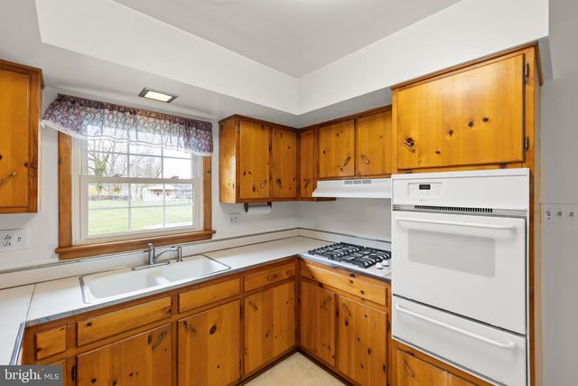 101 MOLDEN DR, Winchester, VA 22601