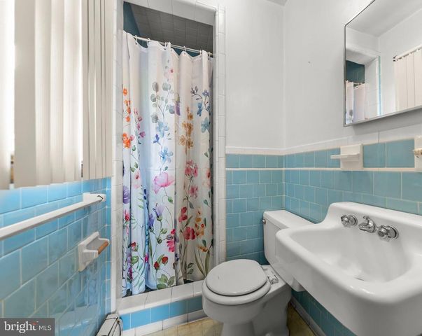 101 MOLDEN DR, Winchester, VA 22601