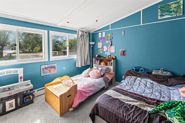 380 High Point Drive, Edwardsville, IL 62025