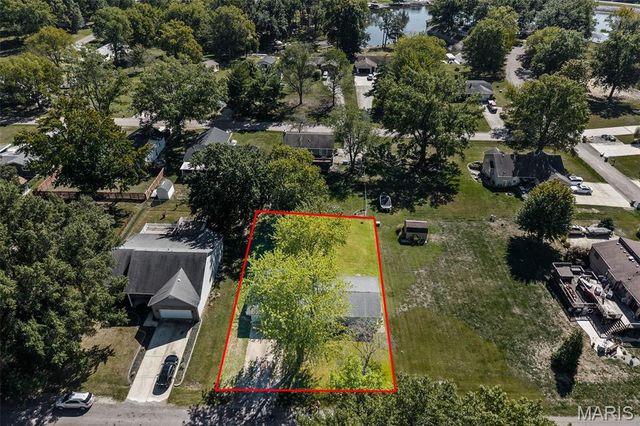 380 High Point Drive, Edwardsville, IL 62025