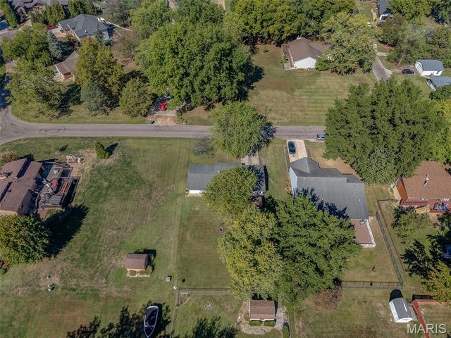 380 High Point Drive, Edwardsville, IL 62025