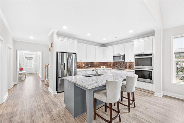 2298 Tumnus SW Trail, Marietta, GA 30064