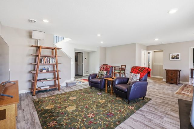 18374 Jurel Way, Lakeville, MN 55044