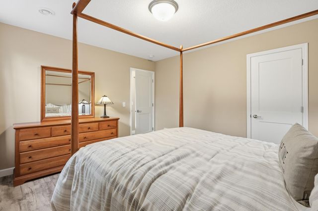 18374 Jurel Way, Lakeville, MN 55044
