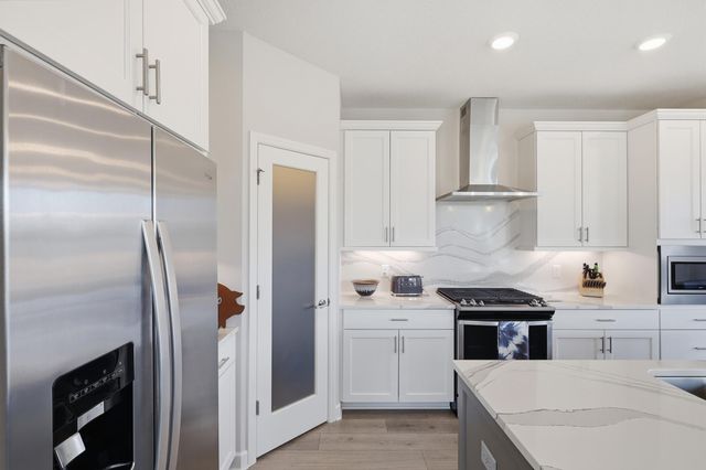 18374 Jurel Way, Lakeville, MN 55044