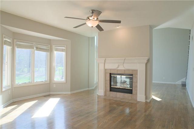 9233 W 143rd Terrace, Overland Park, KS 66221