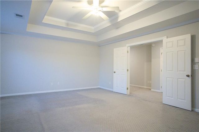 9233 W 143rd Terrace, Overland Park, KS 66221